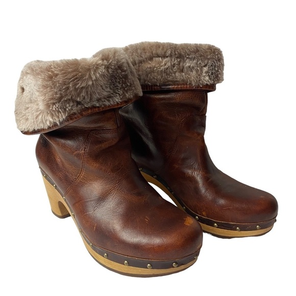 Ugg women’s brown leather clog, Lynnea Shearling ankle pull on boots size 7 - Picture 2 of 12